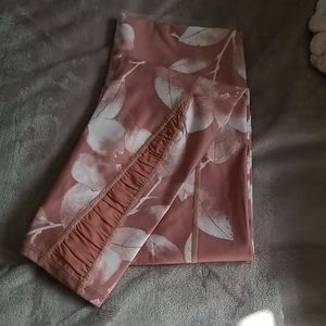 Aerie NWOT Move Leggings
